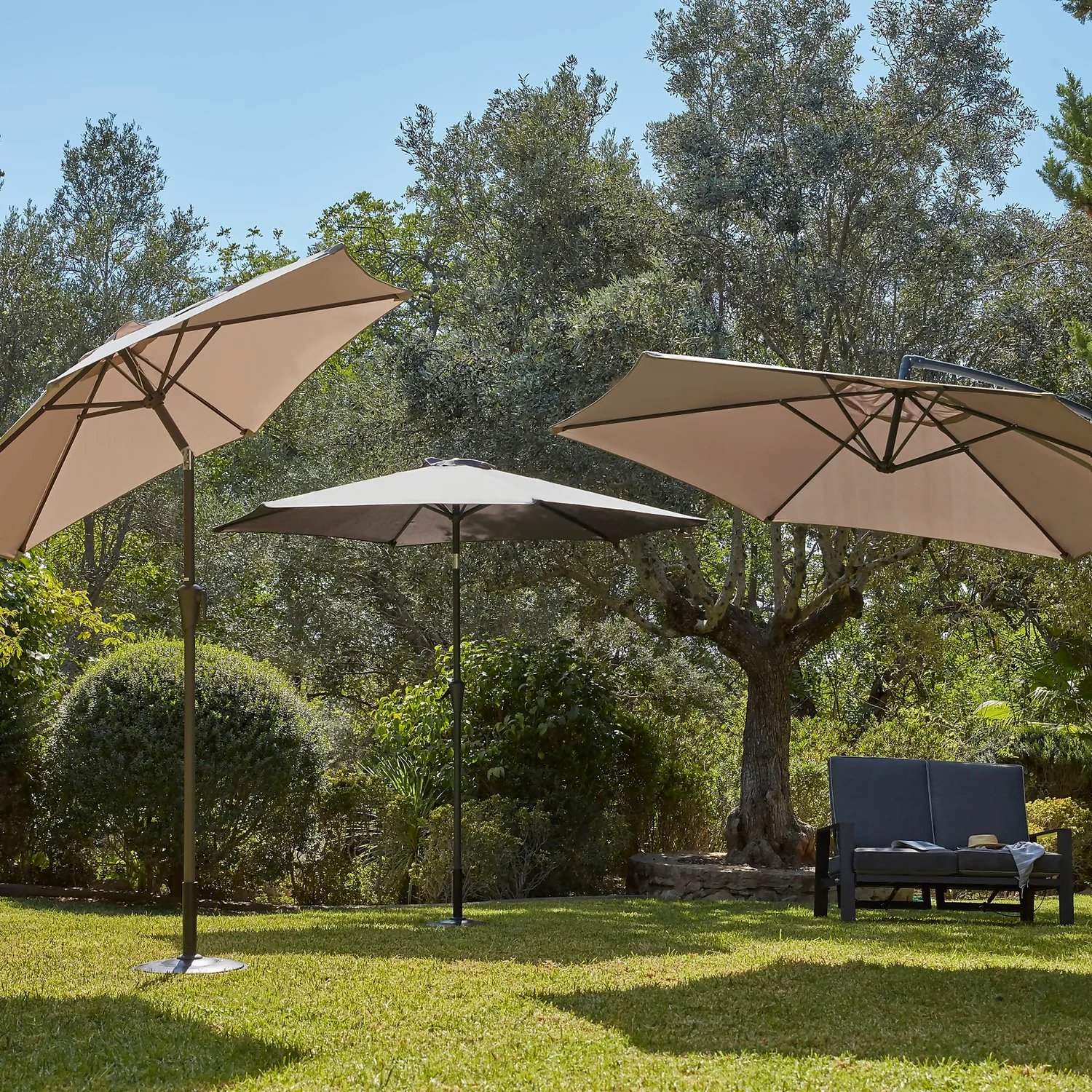 None 2.1m Crank & Tilt Parasol Natural - Dia. 38mm 4 None 2.1m Crank & Tilt Parasol Natural - Dia. 38mm - Image 4