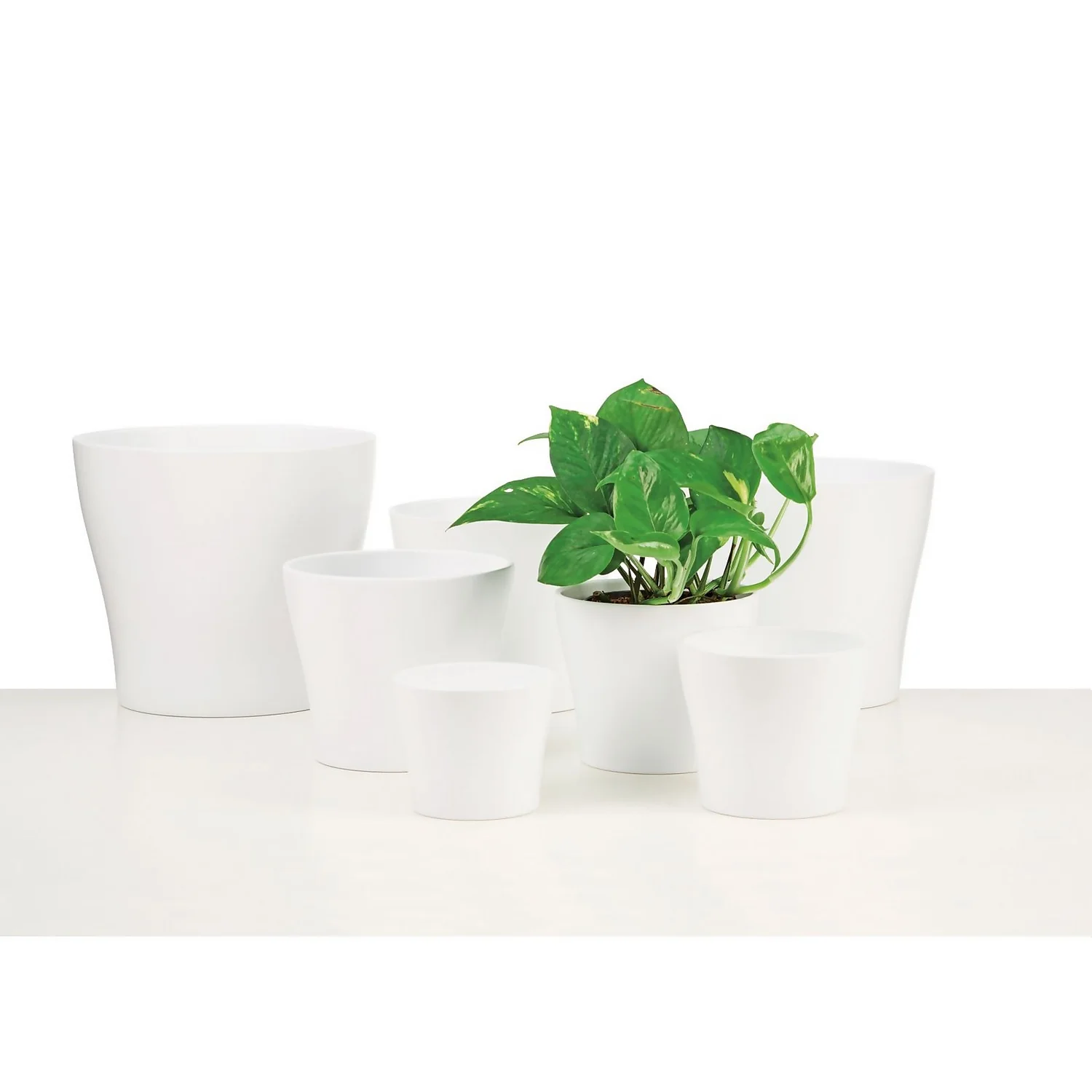 White Plant Pot - 21cm 2 White Plant Pot - 21cm - Image 2