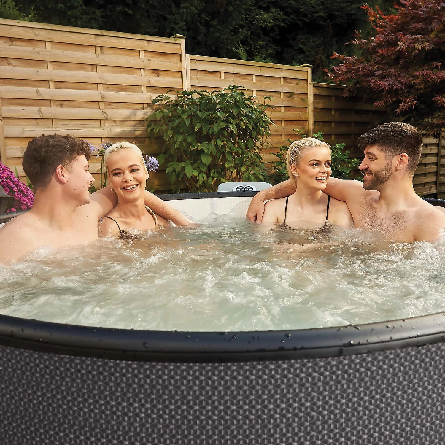 CleverSpa Cornwall 7 Person Drop Stitch Hot Tub With Wi-Fi-enabled CleverLink App & Halo LED Light 4 CleverSpa Cornwall 7 Person Drop Stitch Hot Tub With Wi-Fi-enabled CleverLink App & Halo LED Light - Image 4