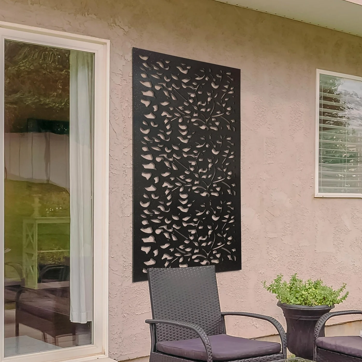 Amarelle Large Metal Leaf Design Decorative Garden Screen - 120cm X 60cm 1 Amarelle Large Metal Leaf Design Decorative Garden Screen - 120cm X 60cm