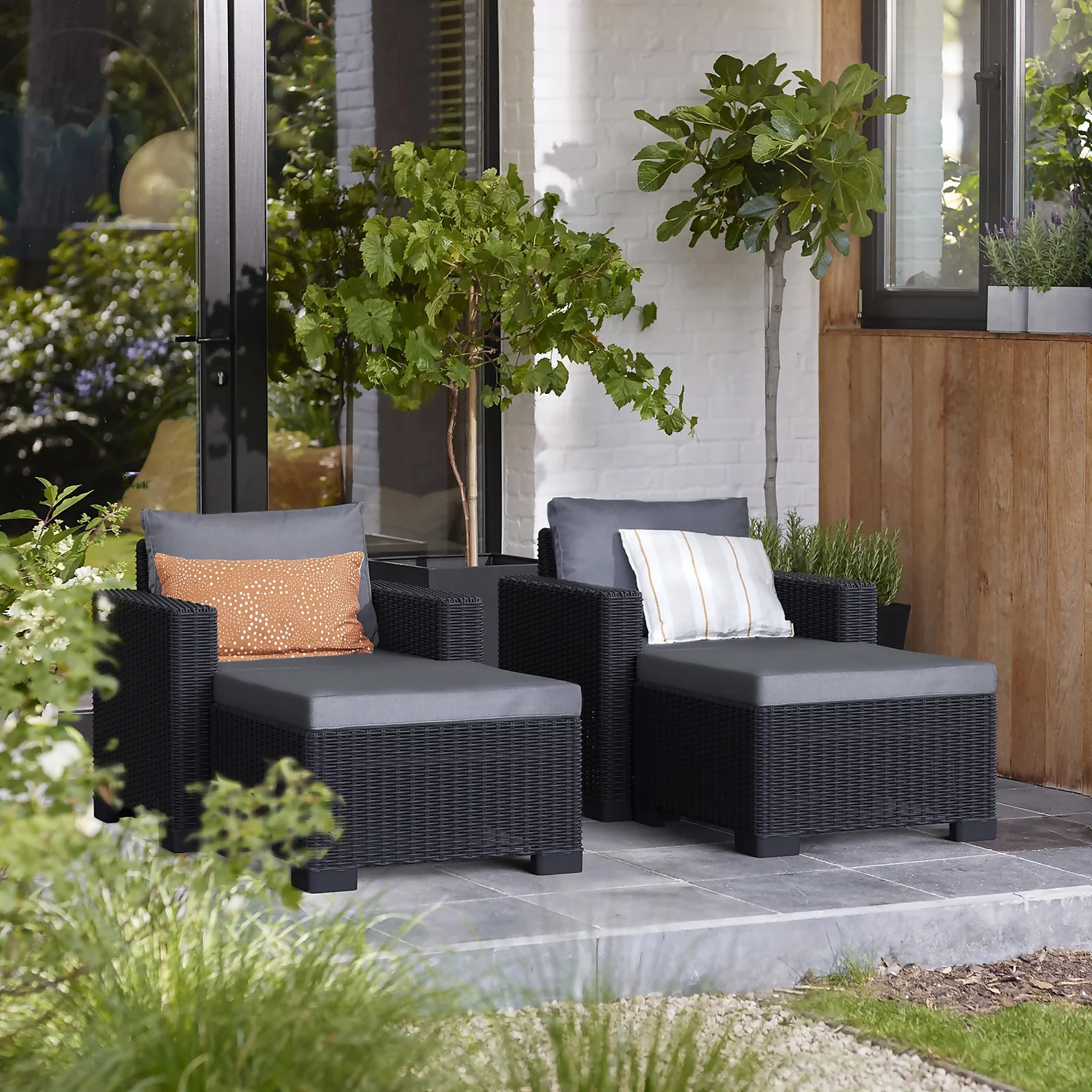 Keter California 2 Seater Outdoor Balcony Deluxe Garden Furniture Set - Graphite With Grey Cushions 6 Keter California 2 Seater Outdoor Balcony Deluxe Garden Furniture Set - Graphite With Grey Cushions - Image 6